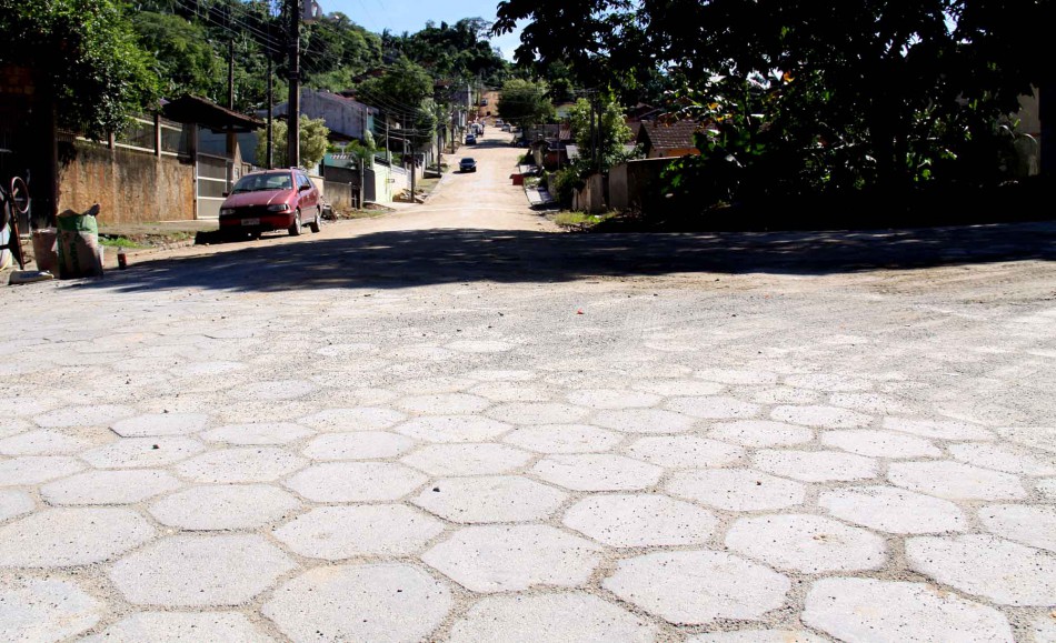 Obra da rua Oswaldo Meuche já está perto de ser concluída