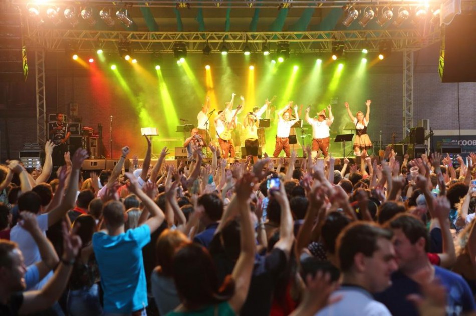 Estrutura e calendário da Sommerfest são aprovados pelos visitantes