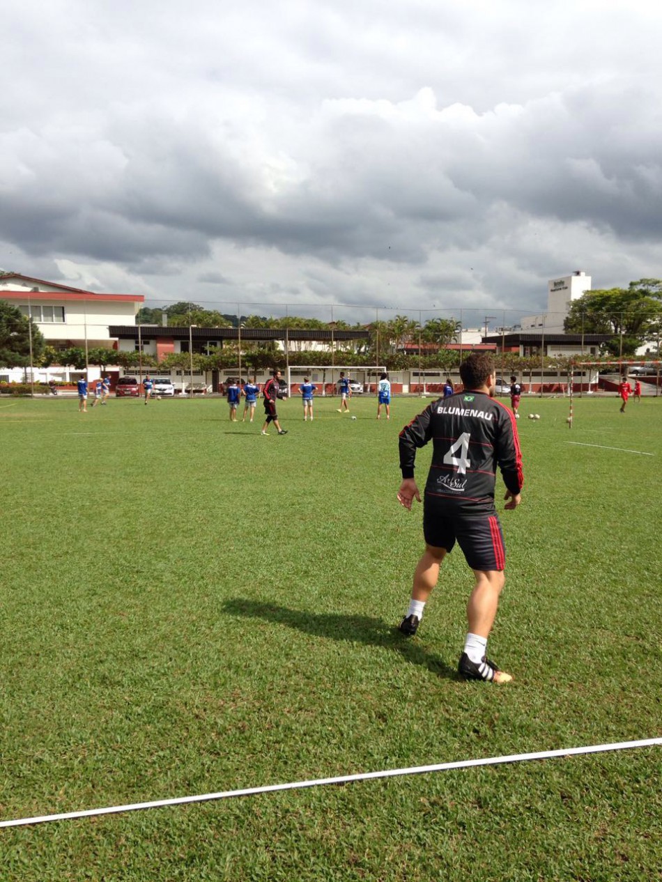 Blumenau com bons resultados na Copa Guarani de Punhobol