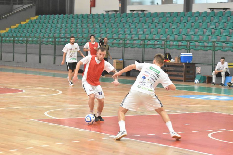 Blumenau retorna à Liga Futsal e estreia em casa nesta sexta-feira